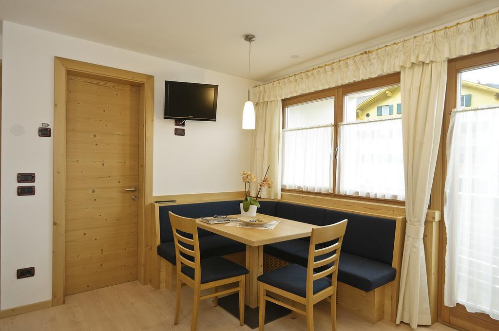 Residence Ciasa Mirasas 바디아 객실 사진